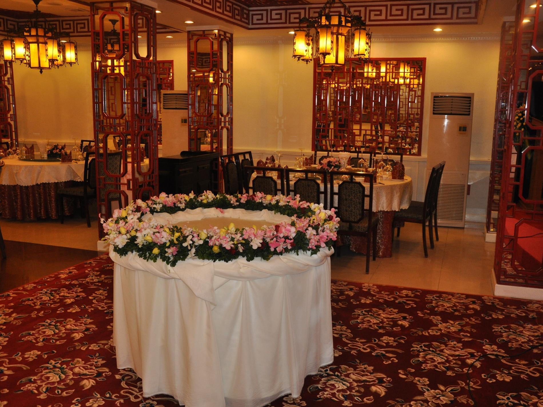 Le President Hotel Phnom Penh Exterior foto
